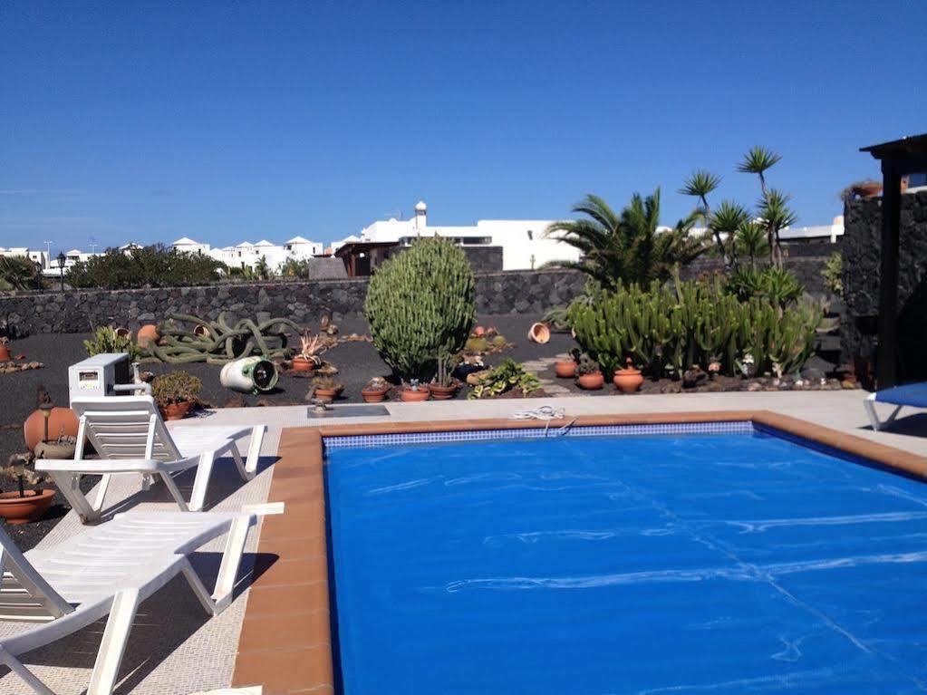 Villa Burgao Playa Blanca  Exterior photo